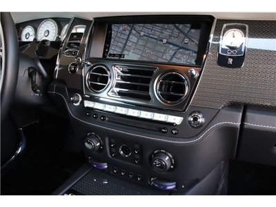 2022 ROLLS-ROYCE DAWN 缩略图 18