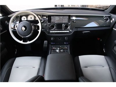 صورة 3 لـ 2022 ROLLS-ROYCE DAWN