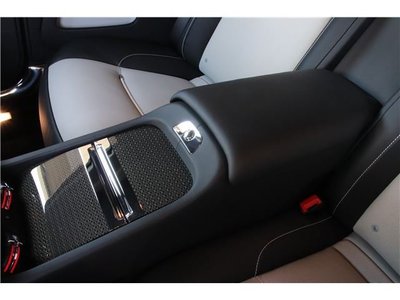 2022 ROLLS-ROYCE DAWN 缩略图 33