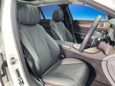 MERCEDES-BENZ E-CLASS - 9