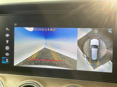 MERCEDES-BENZ E-CLASS - 6