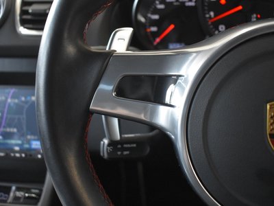 2016 Porsche CAYMAN thumbnail 33