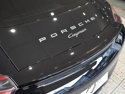 2016 Porsche CAYMAN thumbnail 19