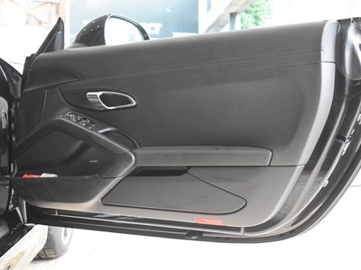 2016 Porsche CAYMAN thumbnail 45