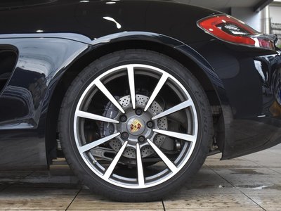 2016 Porsche CAYMAN thumbnail 25