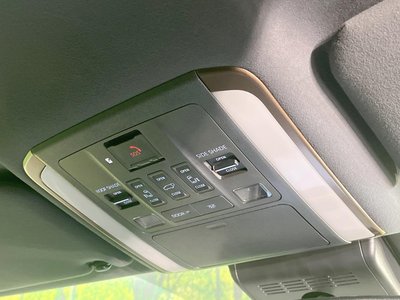 TOYOTA VELLFIRE - 6
