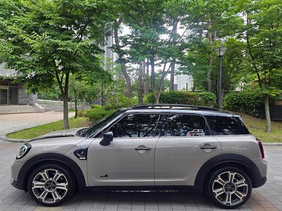 2022 MINI COOPER SD COUNTRYMAN photo 2