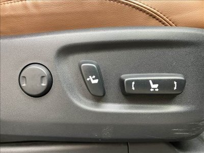 TOYOTA LAND CRUISER PRADO - 8