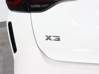 2022 BMW X3 — миниатюра 12