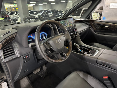 TOYOTA ALPHARD - 3
