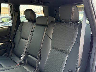 2025 Toyota LAND CRUISER 250 — миниатюра 51
