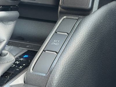 2025 Toyota LAND CRUISER 250 — миниатюра 38