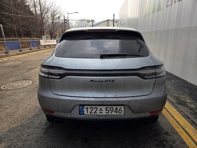 PORSCHE MACAN - 6