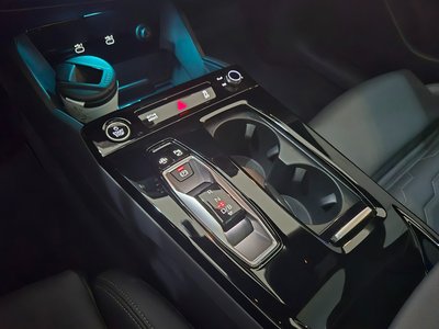 2025 AUDI A6 E-TRON — фото 9