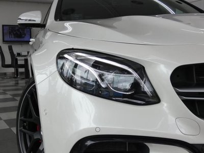 صورة 5 لـ 2017 Mercedes-BENZ E-CLASS