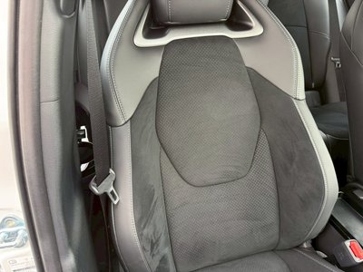 صورة مصغرة 58 لـ 2026 Toyota GR COROLLA