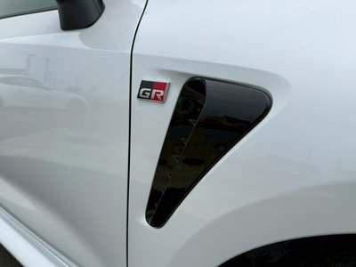 صورة مصغرة 15 لـ 2026 Toyota GR COROLLA