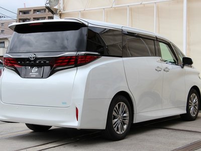 TOYOTA ALPHARD - 9
