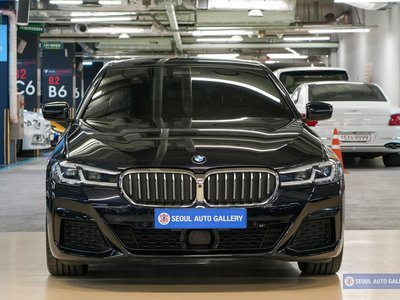 BMW 5 SERIES - 2