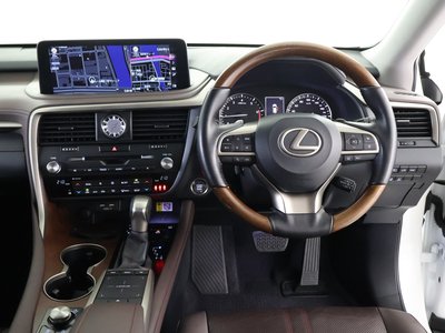 2021 Lexus RX — миниатюра 13