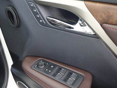 2021 Lexus RX — миниатюра 30