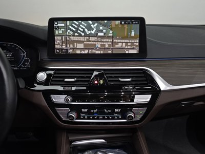 صورة مصغرة 19 لـ 2021 BMW 5 SERIES