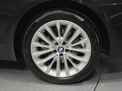 صورة 8 لـ 2021 BMW 5 SERIES