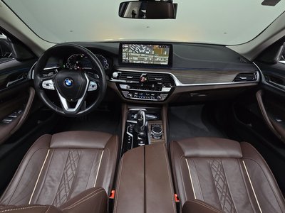 صورة 5 لـ 2021 BMW 5 SERIES