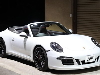 PORSCHE 911 CABRIOLET