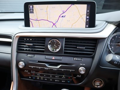 صورة مصغرة 65 لـ 2021 Lexus RX