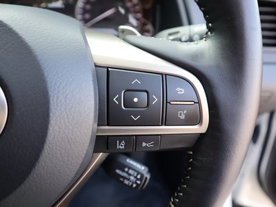 صورة مصغرة 27 لـ 2021 Lexus RX
