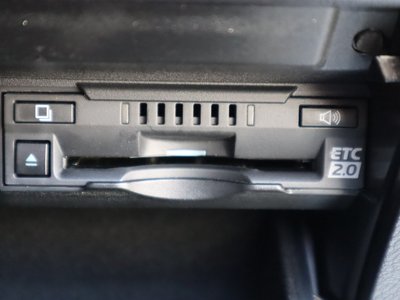 صورة مصغرة 30 لـ 2021 Lexus RX