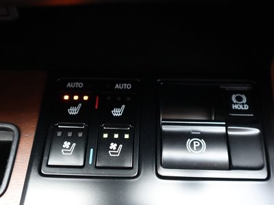 صورة مصغرة 12 لـ 2021 Lexus RX