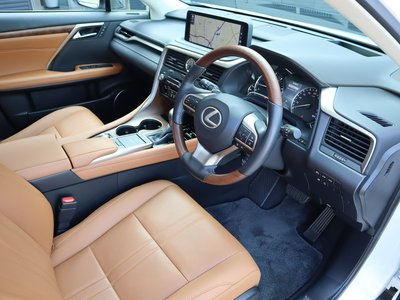 صورة مصغرة 46 لـ 2021 Lexus RX