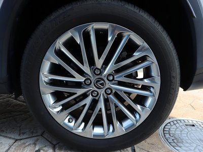 صورة مصغرة 41 لـ 2021 Lexus RX