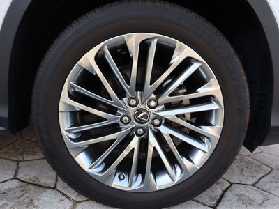 صورة مصغرة 43 لـ 2021 Lexus RX