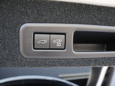 صورة مصغرة 14 لـ 2021 Lexus RX