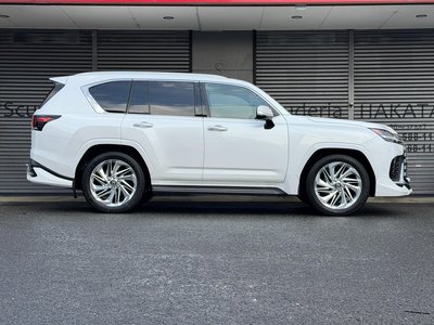 LEXUS LX - 4