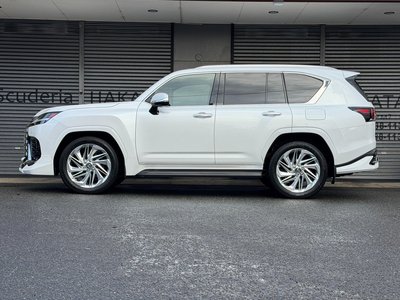LEXUS LX - 8
