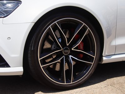 2016 AUDI RS6 AVANT 照片 9