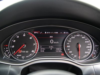 2016 AUDI RS6 AVANT — миниатюра 33