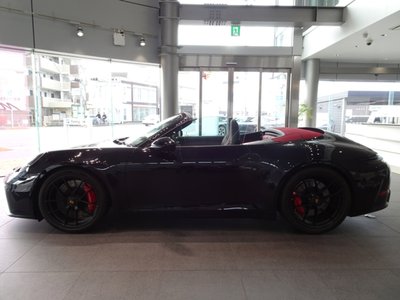 PORSCHE 911 CABRIOLET - 6