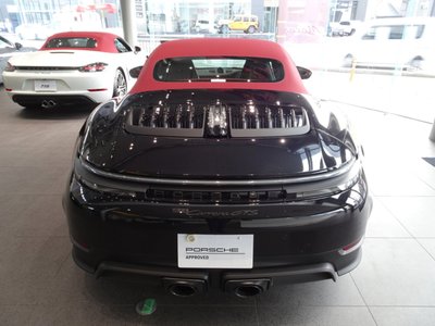 PORSCHE 911 CABRIOLET - 9