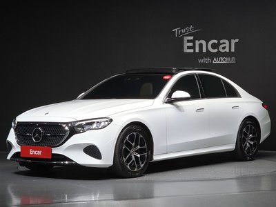MERCEDES-BENZ E-CLASS - 1