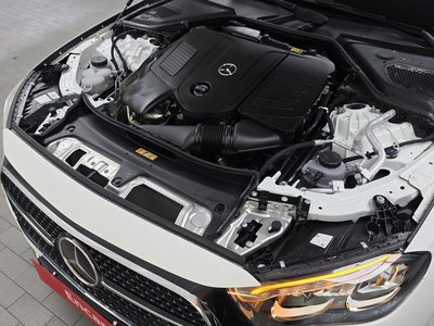 MERCEDES-BENZ E-CLASS - 7