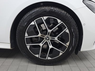MERCEDES-BENZ E-CLASS - 8