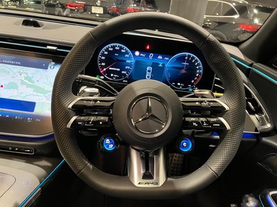 MERCEDES-BENZ E-CLASS AMG - 8