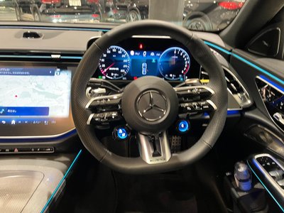 MERCEDES-BENZ E-CLASS AMG - 9