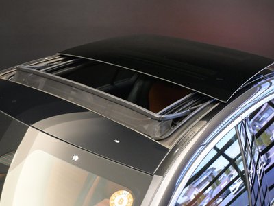 2025 Mercedes-BENZ C-CLASS 照片 9