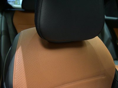 2025 Mercedes-BENZ C-CLASS 缩略图 49